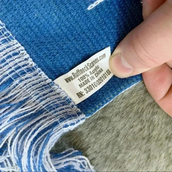 Seattle Sounders Scarf - Picture 8 of 8